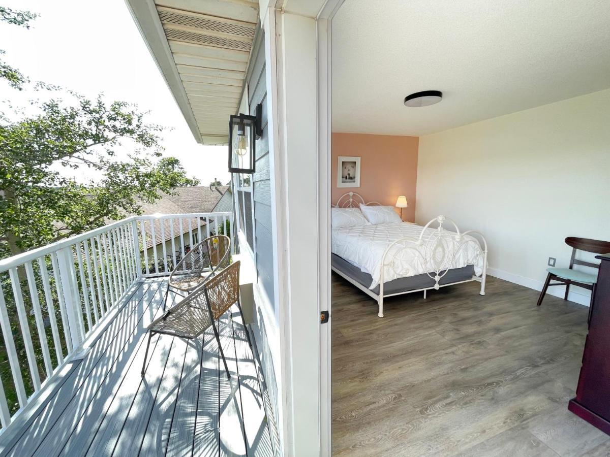 Gateway To Greenwich Suites Saint Peters Bay Exterior photo