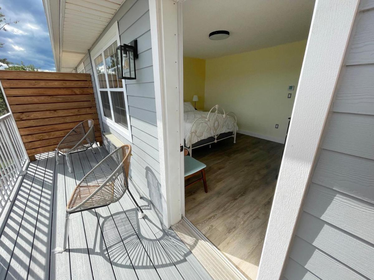 Gateway To Greenwich Suites Saint Peters Bay Exterior photo